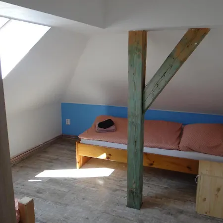 Pod Slunecnou Tesikov - Apartmany A Restaurace Apartman Šternberk
